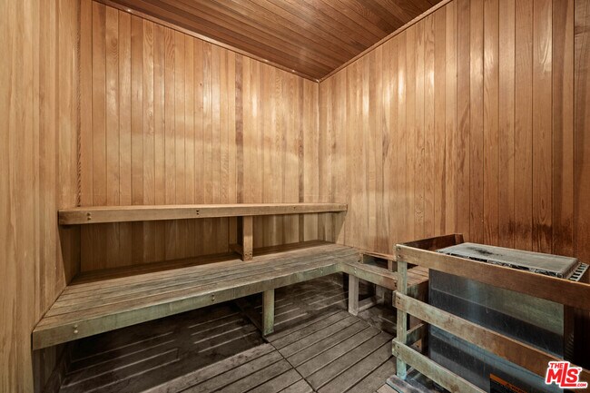 Building Photo - 1234 Wilshire Blvd