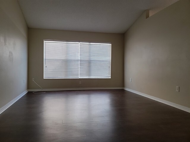 Building Photo - 2554 Big Pine Dr