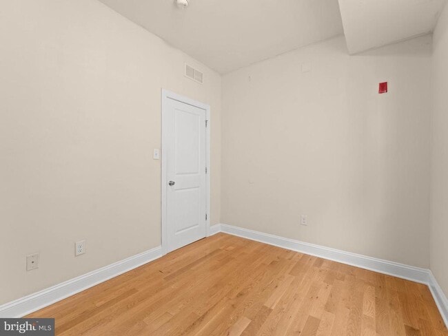 Building Photo - 1813 N 18th St