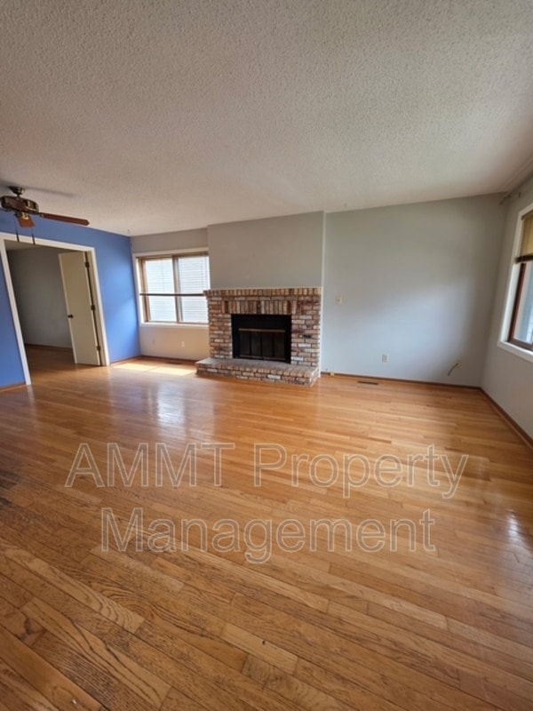 Building Photo - JR Real Estate: 848 Dover Street