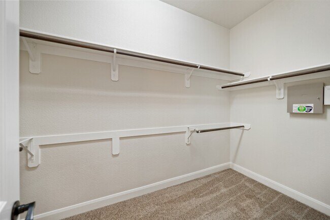 Building Photo - 27330 Aspen Falls Ln