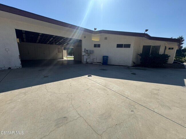 Building Photo - 381 Laguna Terrace