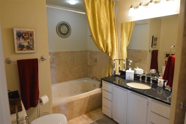 Building Photo - 3404 American Dr