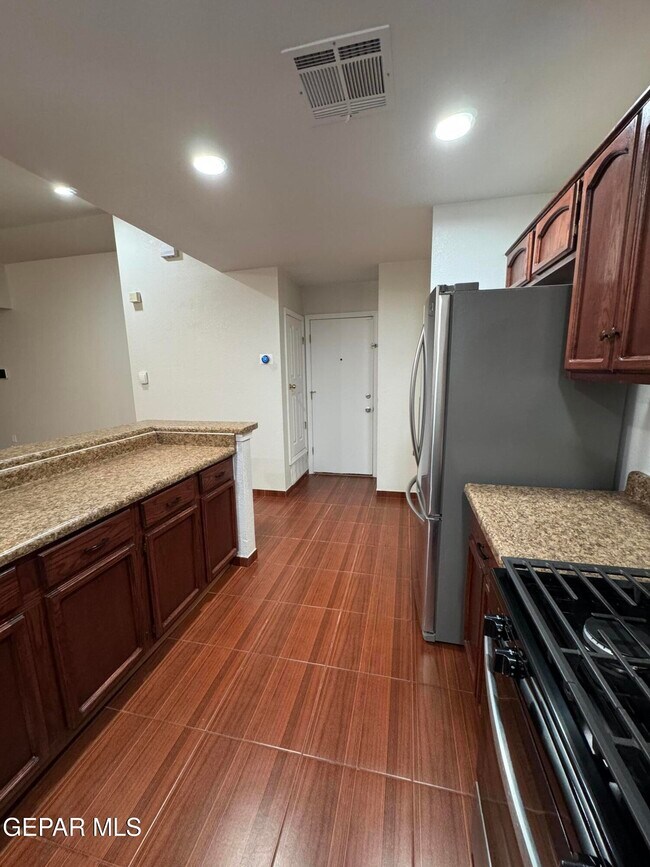 Building Photo - 14069 Jason Crandall Dr