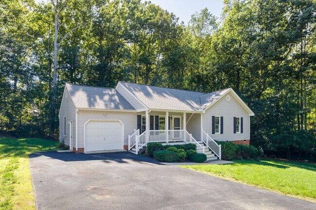 Building Photo - 8811 S Boones Trail Rd