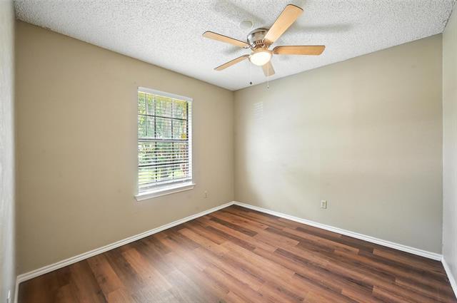 Building Photo - 115 Mesa Wood Dr