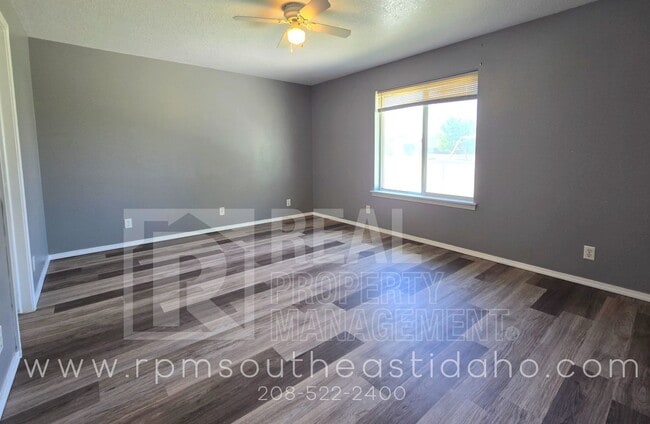 Building Photo - Spacious & Updated 4 Bedroom, 3 Bathroom Twin Home in Ammon (Idaho Falls) for Rent by Real Proper...