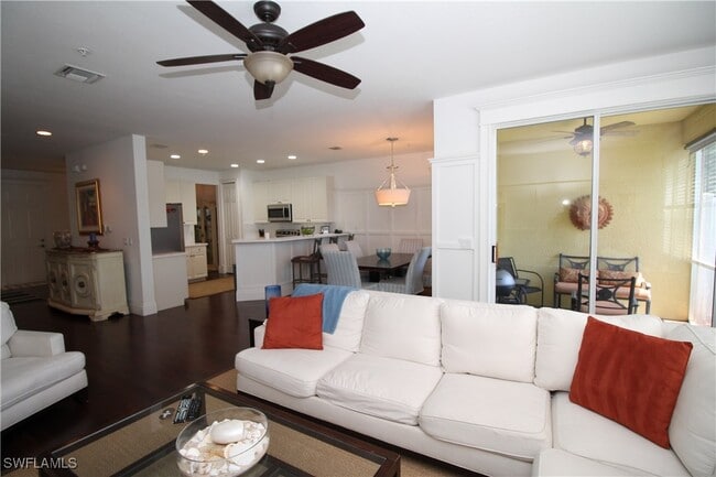 Building Photo - 1370 Mariposa Cir
