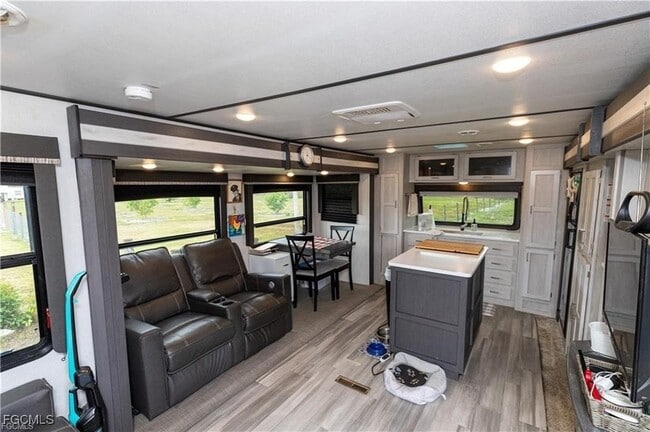 Building Photo - 17861 Palm Creek Dr