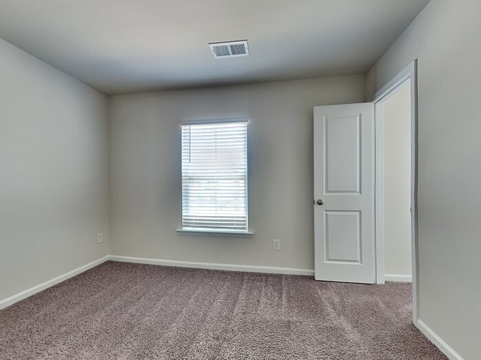 Building Photo - 457 Red Poll Wy