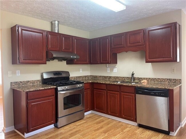 Building Photo - 11255 Abbotts Station Dr