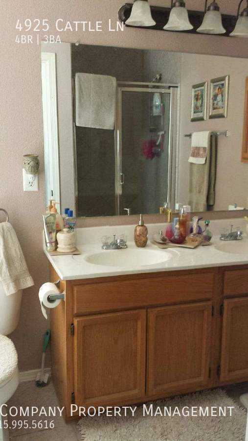 Building Photo - 4925 Cattle Ln