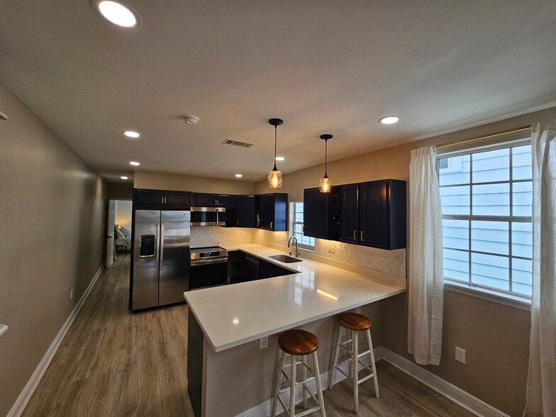 Dining & Kitchen - 2616 Soniat St