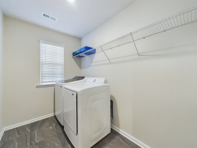 Building Photo - 3040 Whipcord Dr