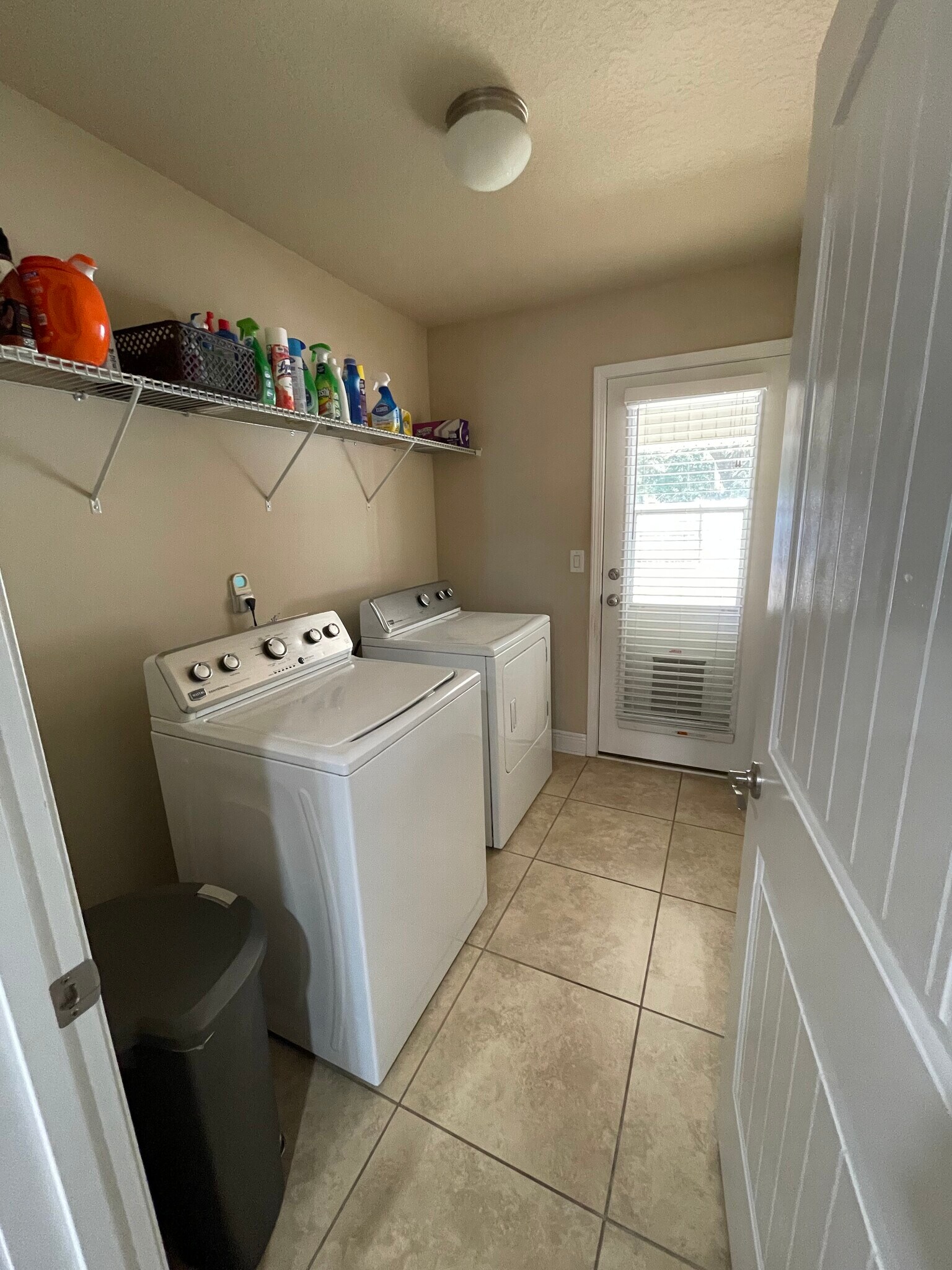 Building Photo - 4435 Winona Ln