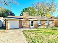 Building Photo - 504 Campbell Ln