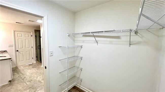 Building Photo - 4363 Grove Field Park NW
