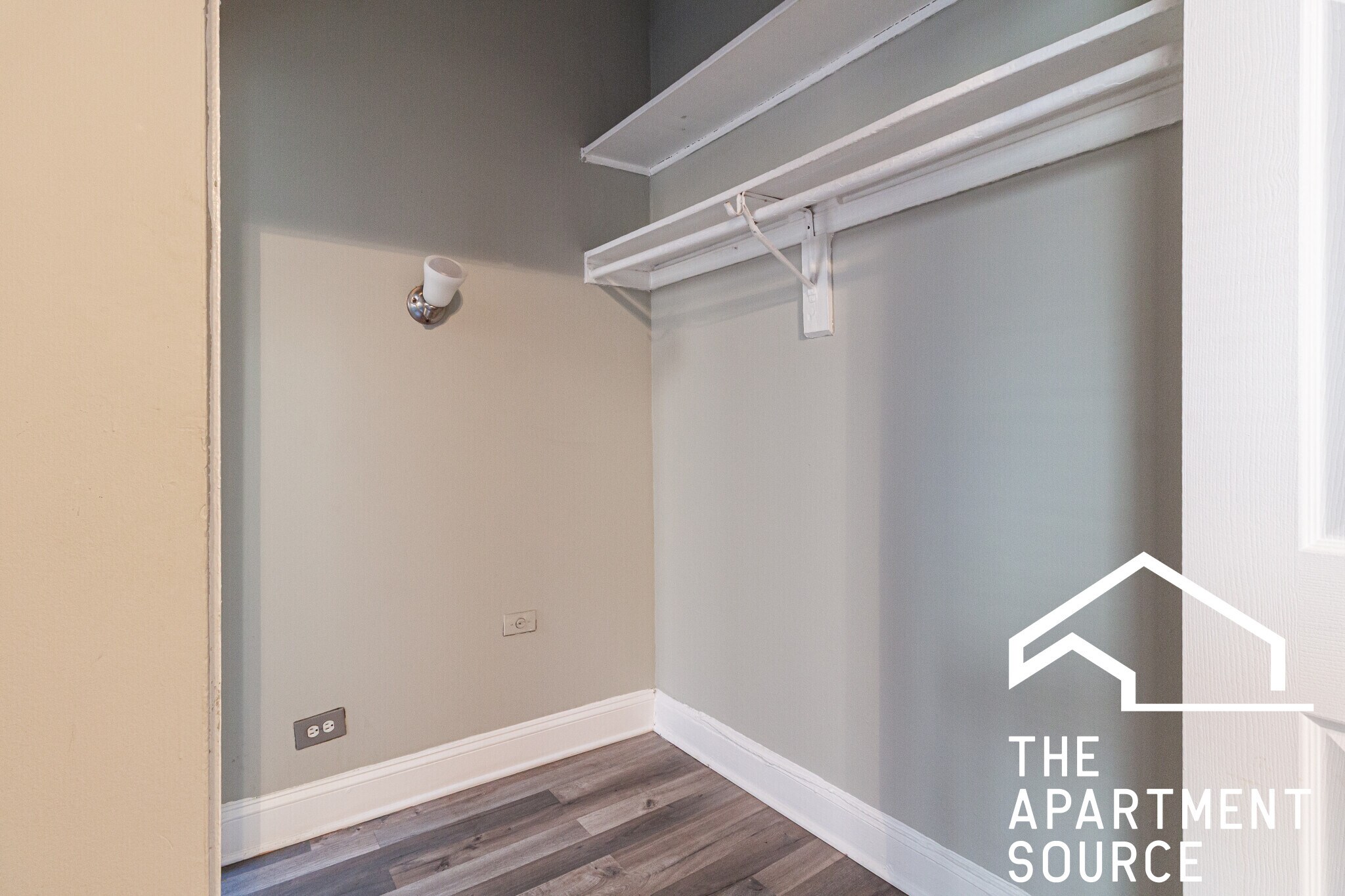 Building Photo - 3835 N Fremont St