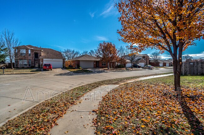 Building Photo - 2501 Tar Heel Dr