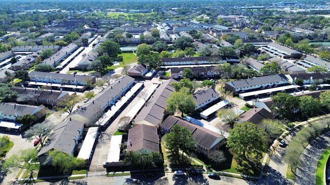 Building Photo - 14365 Lost Meadow Ln