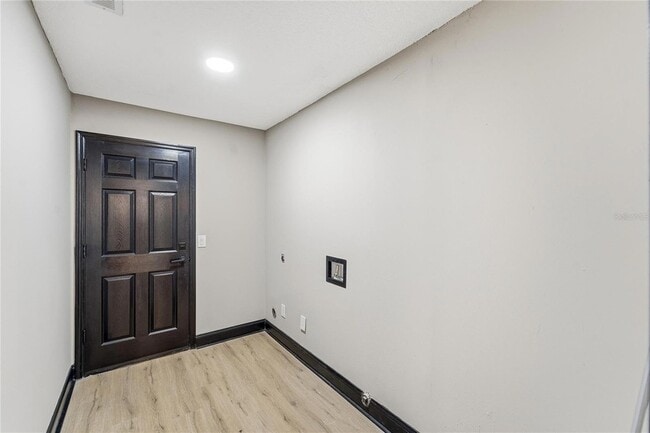 Building Photo - 14728 Henson Rd