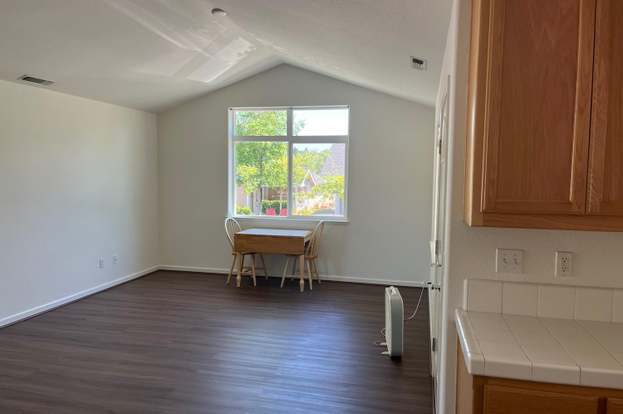 Building Photo - 153 Highlands Ct