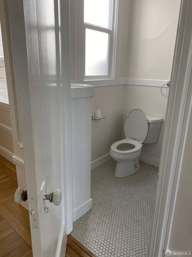 Building Photo - 614 Funston Ave