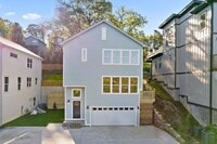 Building Photo - 638 Ladd Ave