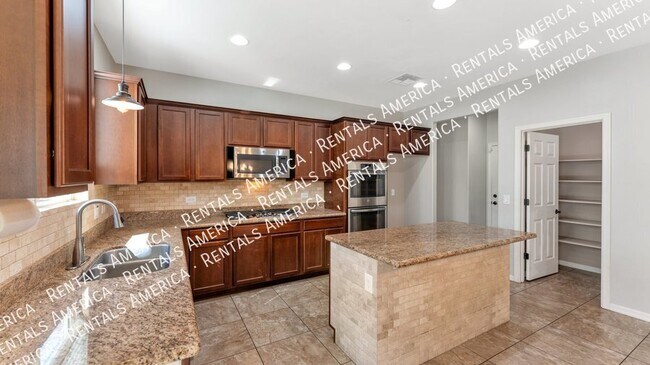 Building Photo - 14426 S Camino El Galan