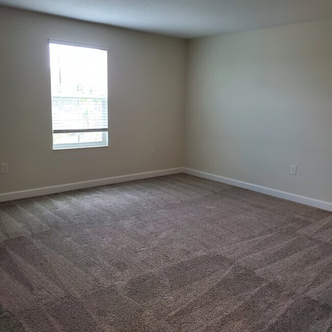 Building Photo - 4 Bedroom House in Soltera Springs