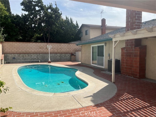 Building Photo - 23303 Wagon Trail Rd