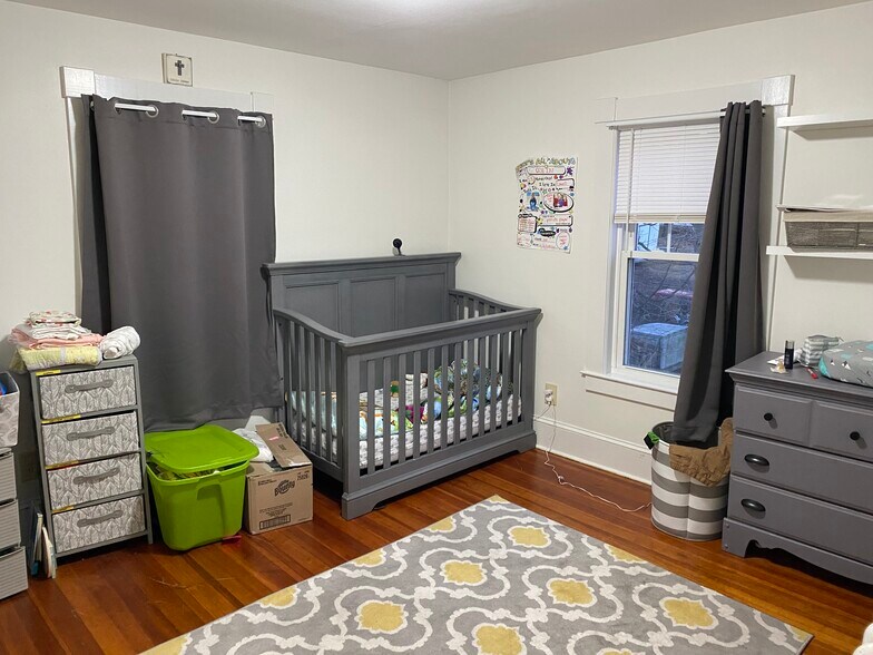 Building Photo - 547 Wilder St