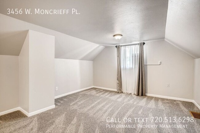 Building Photo - 3456 W Moncrieff Pl