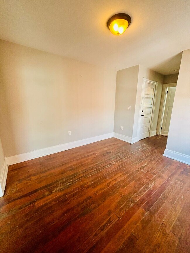 Building Photo - 711 Chimborazo Blvd