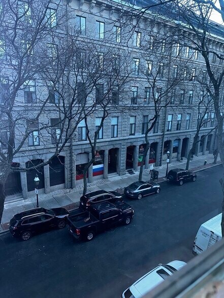 Primary Photo - 120 Commercial St