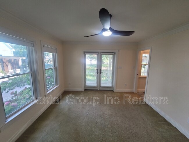 Building Photo - 2309 Wake Forest St