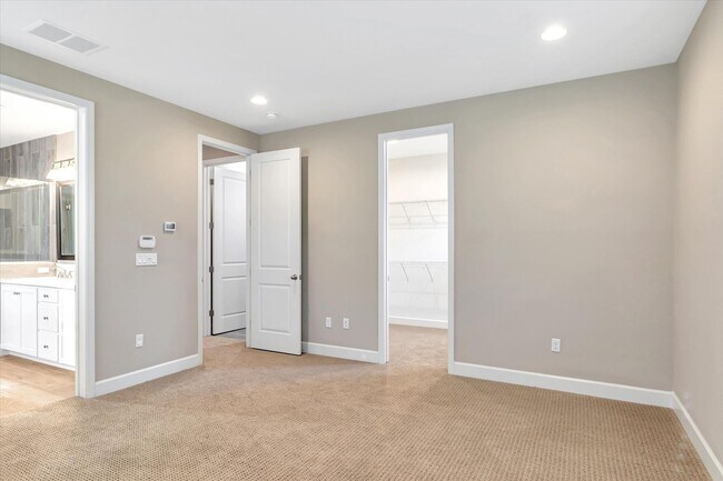 Building Photo - Wow! What a Great Home! Available Soon!