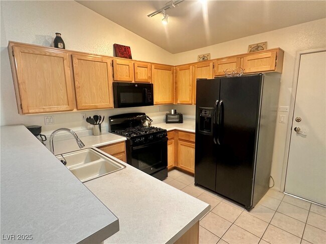 Building Photo - 9708 Fionna Ln