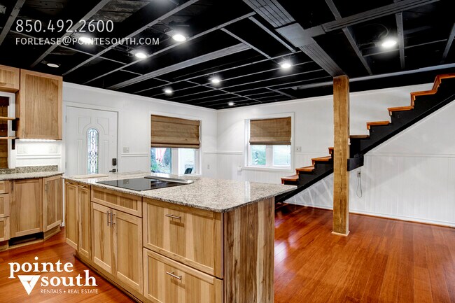 Building Photo - 18870 Highland Dr