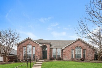 Building Photo - $2,150 4 Bed/2 Bath/2 Garage Ready for Move-in Rockwall Home in Highland Meadows