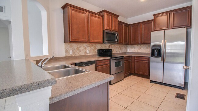 Building Photo - 2333 Betsy Ross Ln