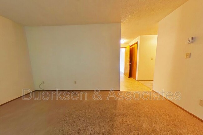 Building Photo - 560 NW 19th