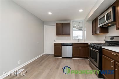 Building Photo - 2 br, 2 bath House - 3420 Leverton Ave