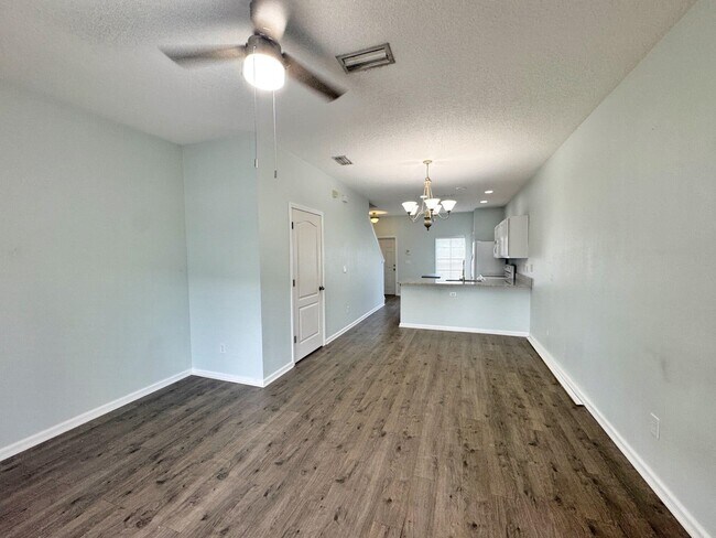 Building Photo - 237 Syrah Way