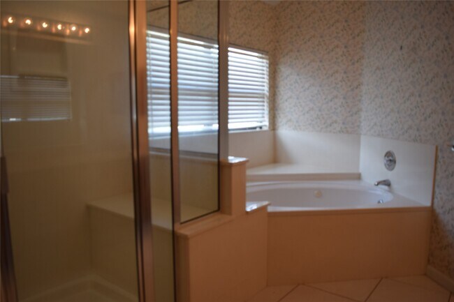Building Photo - 3310 Little Farms Ct