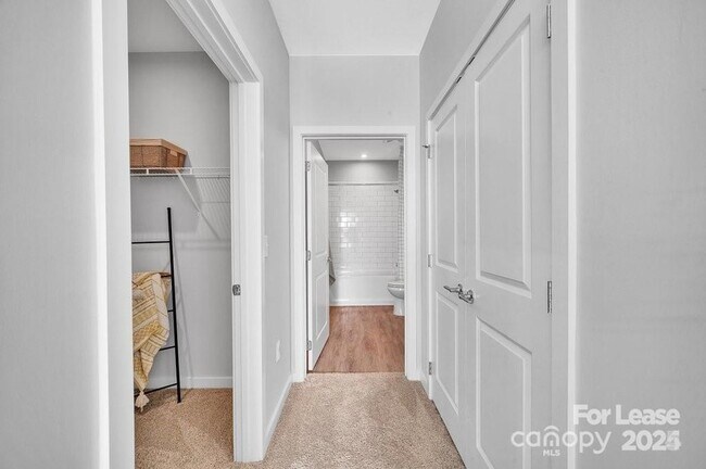 Building Photo - 2020 W Morehead St