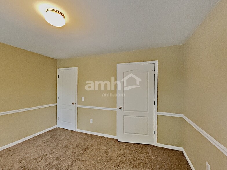 Building Photo - 2813 Savannah Walk Cv