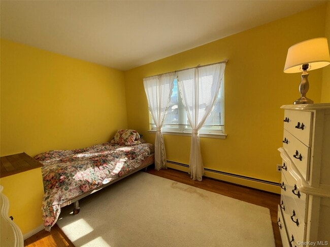 Building Photo - 15 Sherry Ln