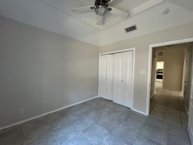 Building Photo - 1011 Sapphire St