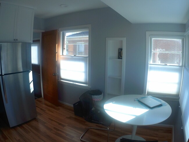 Building Photo - 4 Bed Beautiful Refurbished Sugarhouse Home